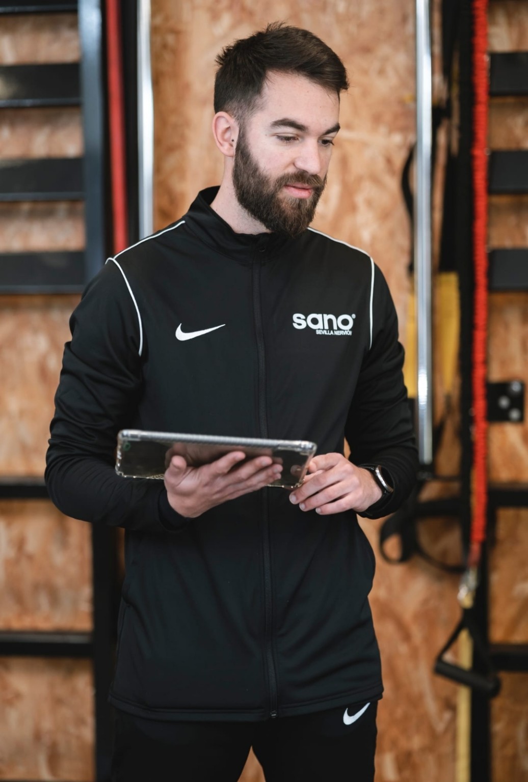 David Adanero planificando y supervisando un entrenamiento